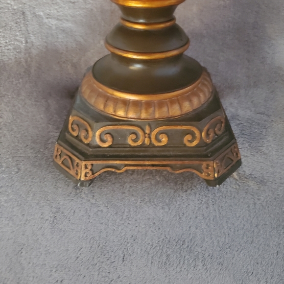 Artisian Deco Bowl with (3) Embossed Orb Balls - Set - Picture 10 of 11